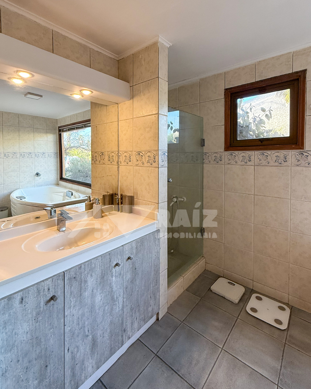 Espaciosa casa en parcela de 5.000 m² 