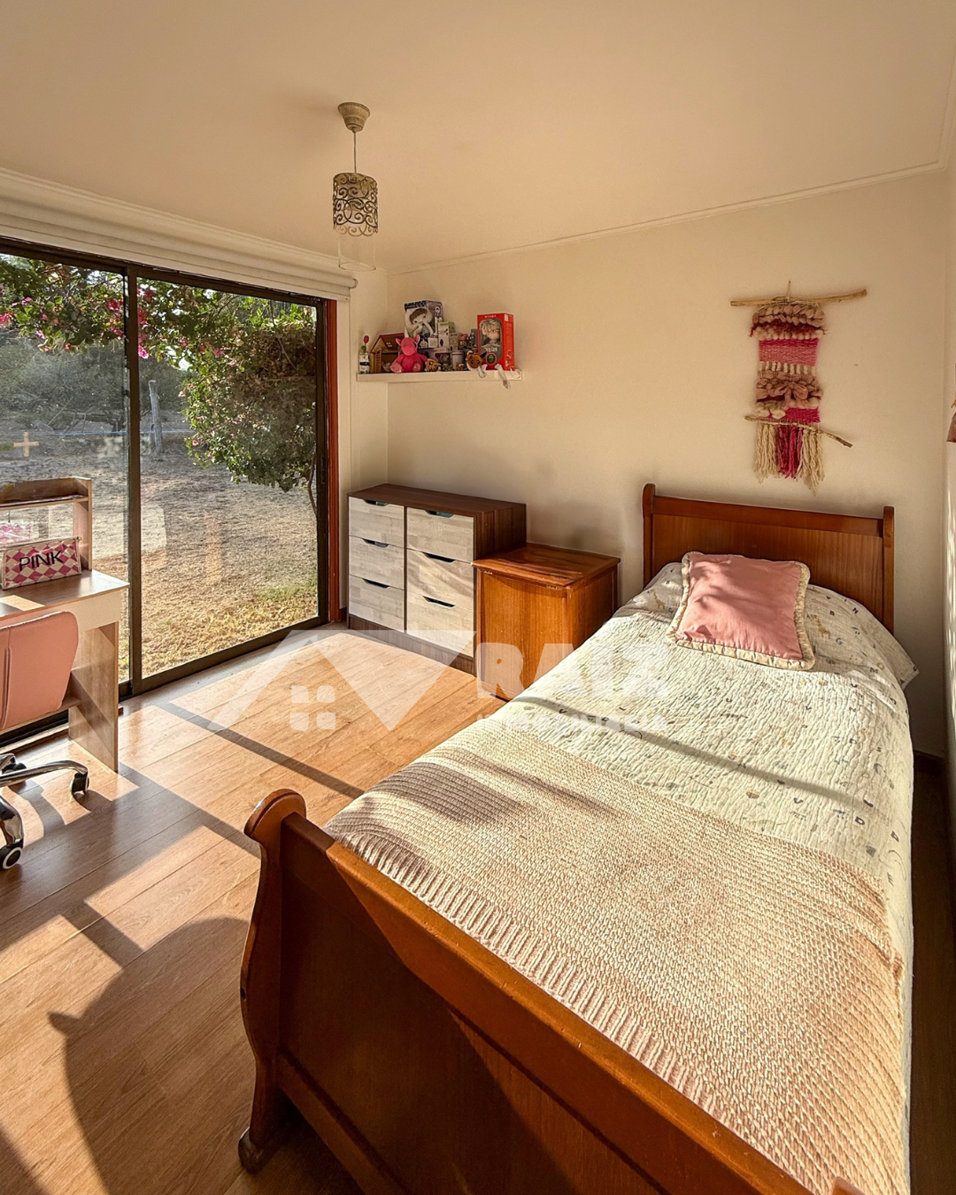 Espaciosa casa en parcela de 5.000 m² 